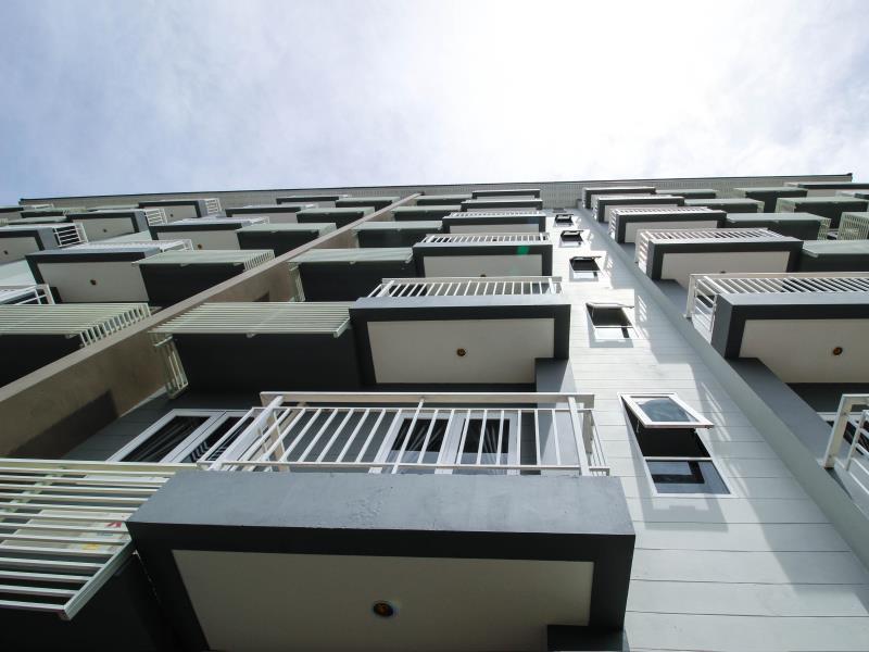 Tai-Shan Suites Ratchaburi Buitenkant foto